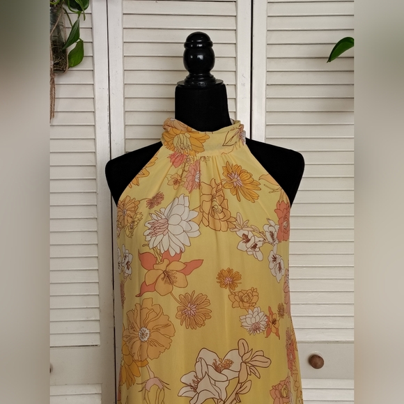 Eliza J Sunny Yellow Floral Halter Maxi Dress Size 2 – Like New - Picture 5 of 12
